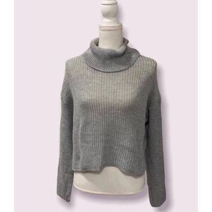 Missguided NWT Women Fall Chic Grey Cropped Turtleneck Crochet Knit Sweater